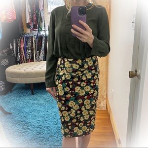 💕NWT Lularoe Pencil Skirt Cassie💕